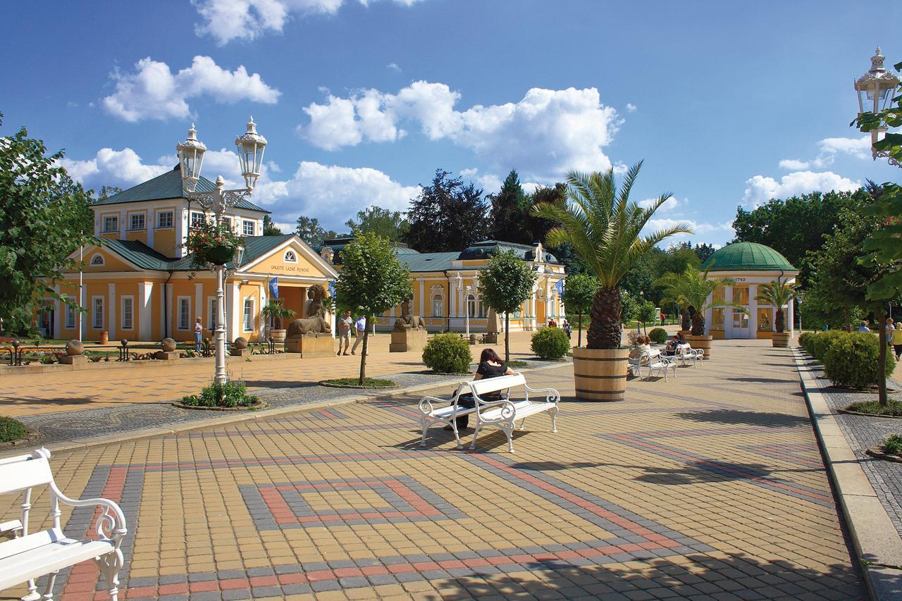 Františkovy Lázně Apartment Pension Stark מראה חיצוני תמונה
