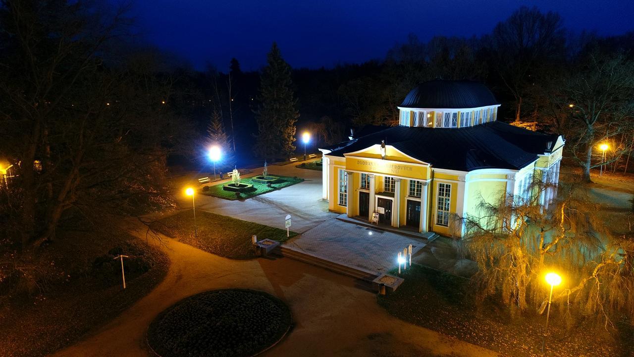 Františkovy Lázně Apartment Pension Stark מראה חיצוני תמונה